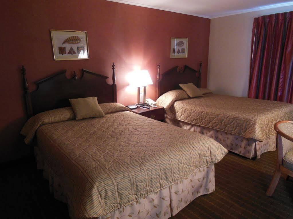 Wilbraham Inn Ludlow Extérieur photo